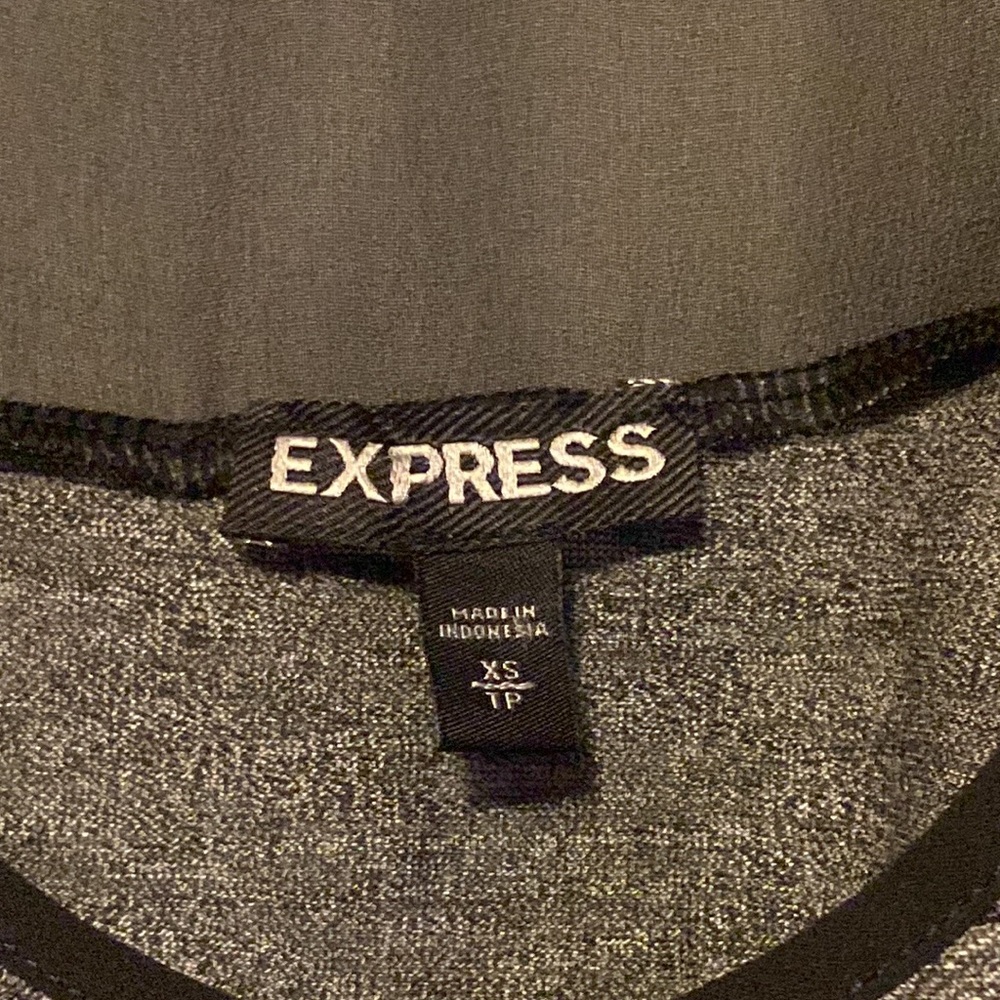 Express Tank Top - Picture 3 of 4
